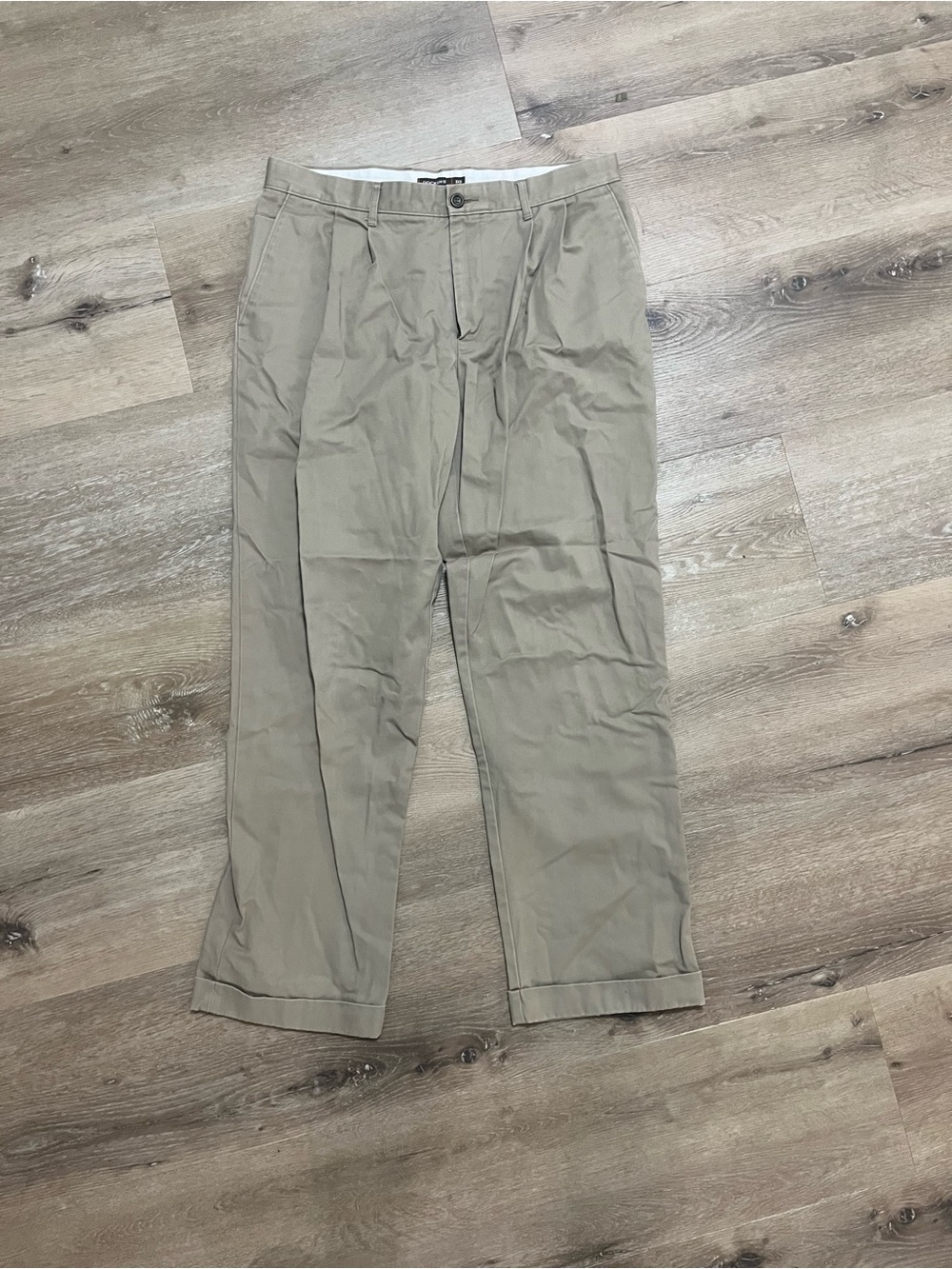 Dockers Men's Khaki Straight-Leg Chinos — Khaki